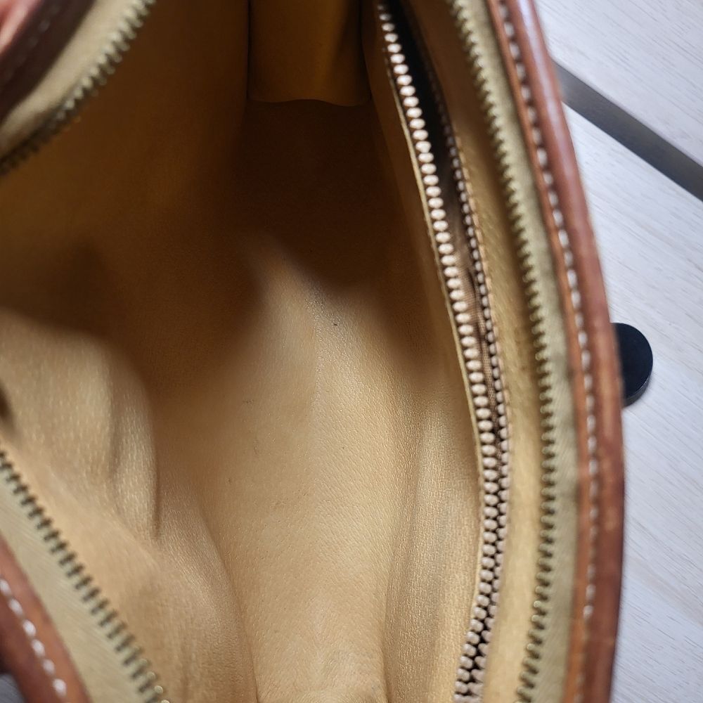 2 Celine Bags!! Crossbody bag and Matching Pouch/Strapless Bag - Picture 9 of 12